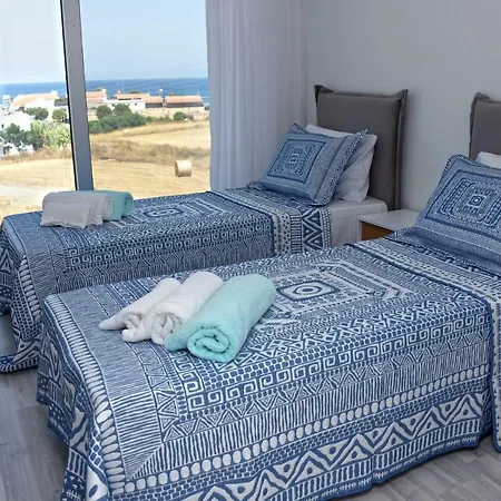 فيلة Seaside باراليمني